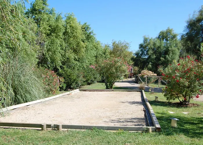 Les Deux Pins